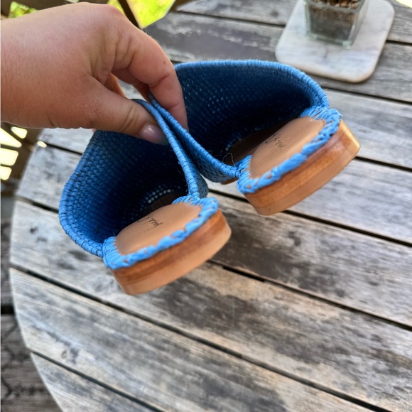 BAND OF THE FREE Dusty Blue Raffia Skate
Raffia Mule Sandals - Picture 4 of 10